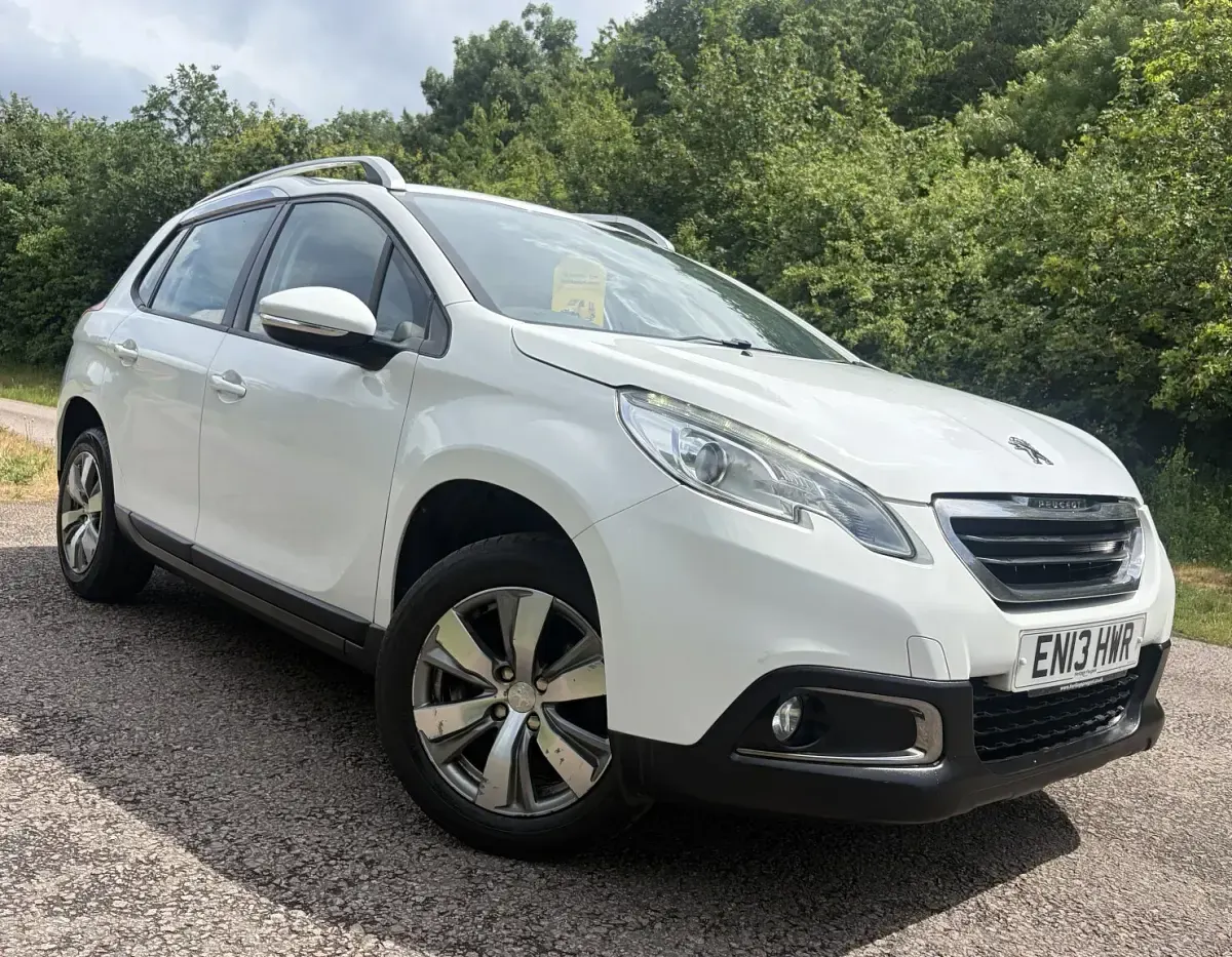 Used Peugeot 2008 Active 2013 White SUV