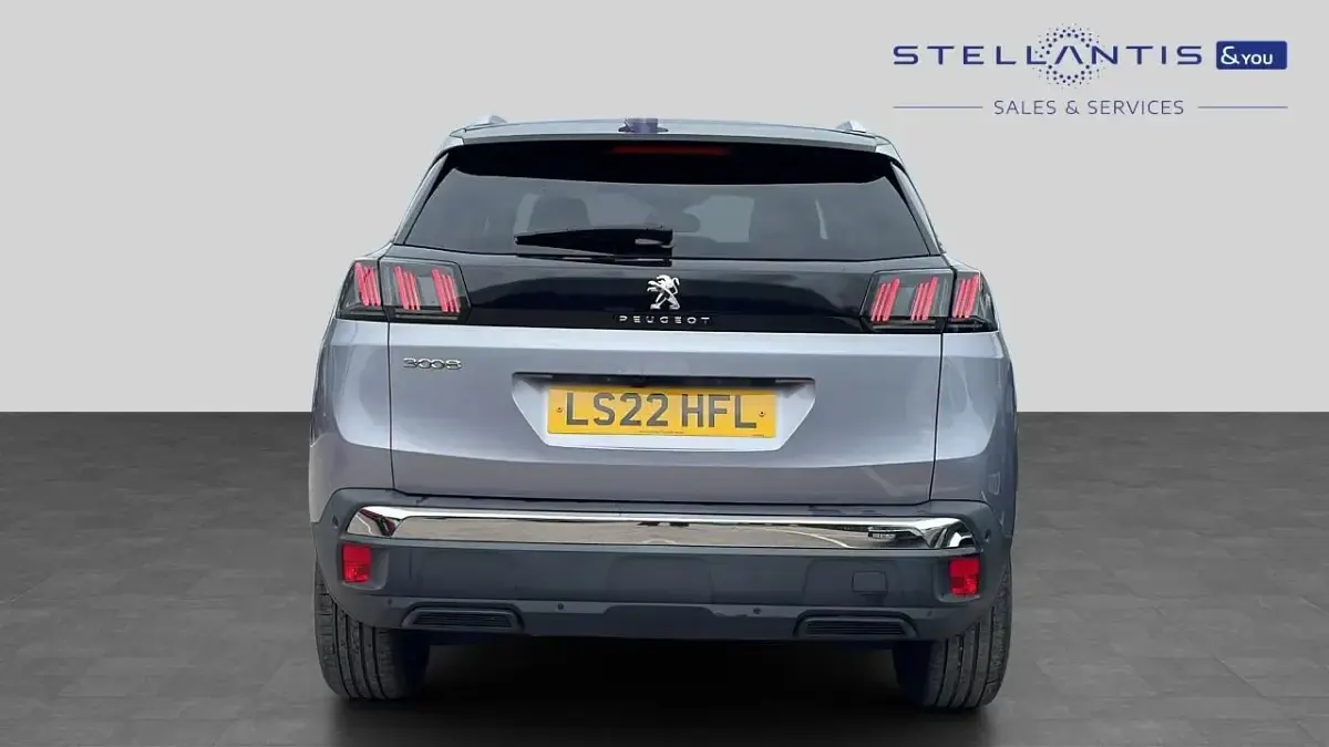 Used Peugeot 3008 Allure Premium 129 HP (94 kW) 2022 Grey SUV
