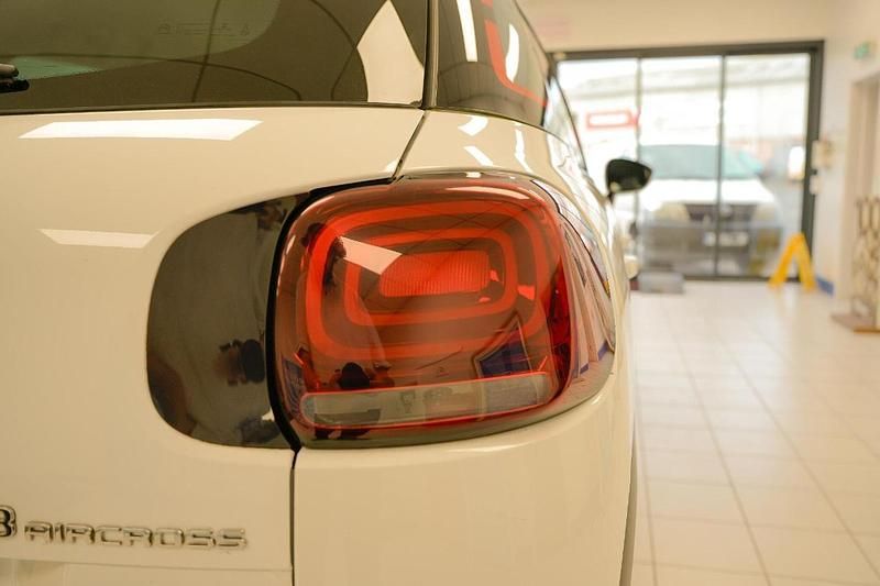White Used 2022 Citroën C3 Aircross PureTech SUV | £13,999 (Fair price) - Image 1/4