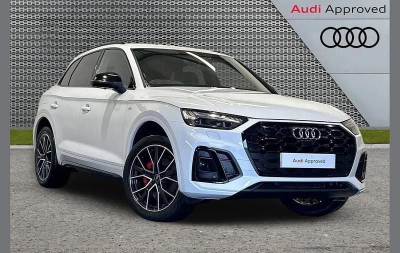 Used Audi Q4 e-tron Comfort 219 kW (299 HP) 2022 White SUV