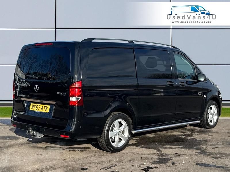 Used Mercedes Vito 136 HP (100 kW) 2018 Black Van