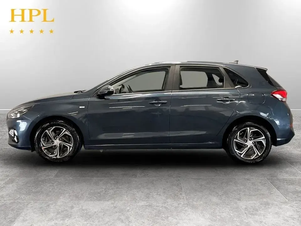 Used Hyundai i30 SE 2023 Blue Hatchback