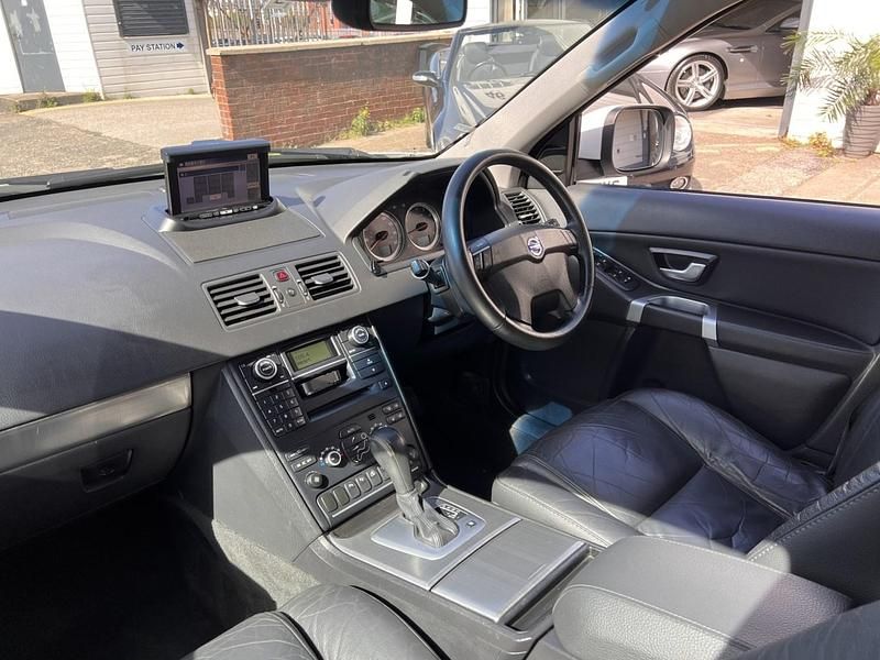 Usado Volvo XC90 SE Lux 2010 Branco SUV
