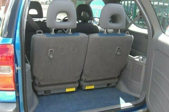 Used Toyota RAV4 2000 SUV