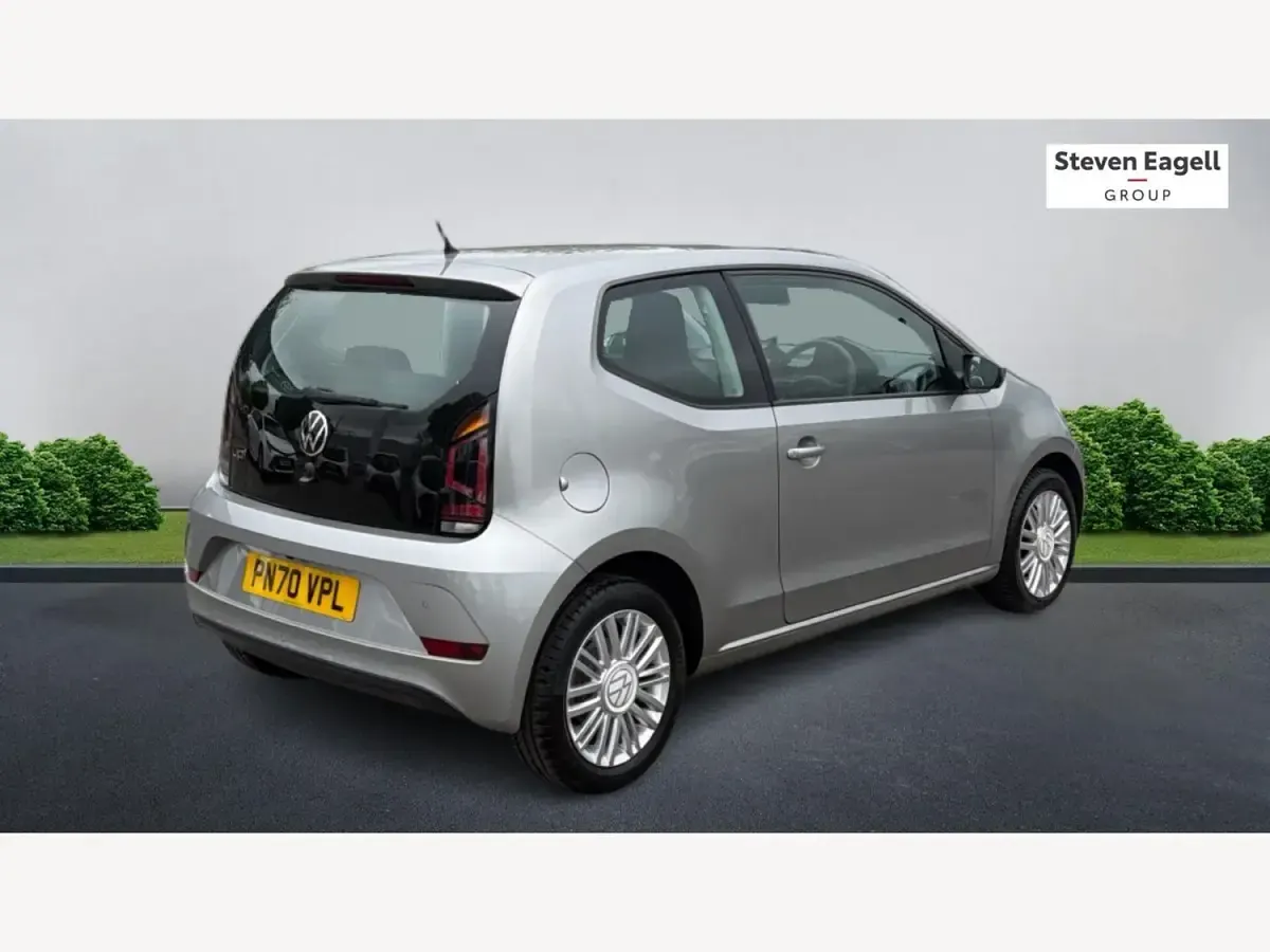 Begagnad VW up! S 65 HK (47 kW) 2020 Silver Halvkombi