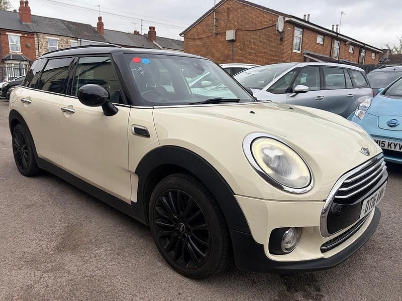 Used Mini Cooper Clubman 150 HP (110 kW) 2016 White Estate