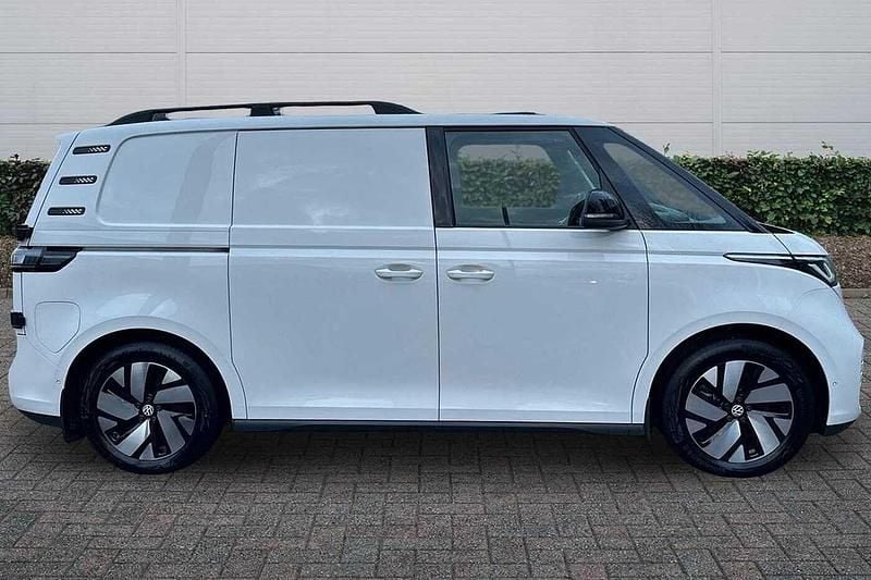 Used VW ID. Buzz 210 kW (286 HP) 2025 White MPV
