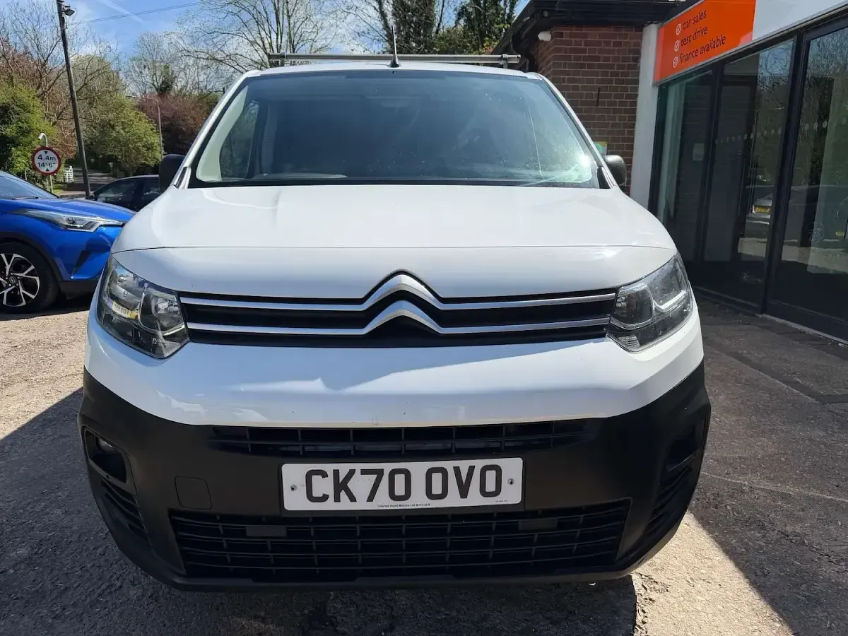 Used Citroën e-Berlingo Start 75 HP (55 kW) 2020 White