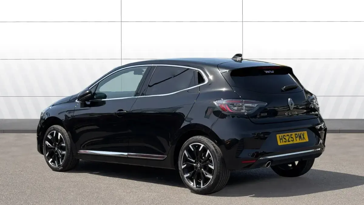 Used Renault Clio Techno 90 HP (66 kW) 2025 Black  Hatchback