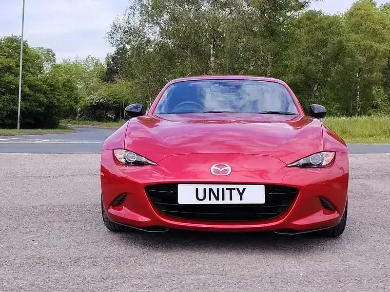 Używany Mazda MX5 Inclusive 131 KM (96 kW) 2017 Czerwony Kabriolet