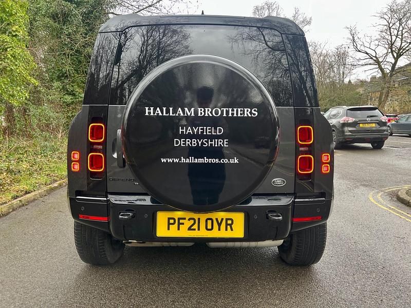 Used Land Rover Defender HSE Dynamic 300 HP (220 kW) 2021 Grey SUV