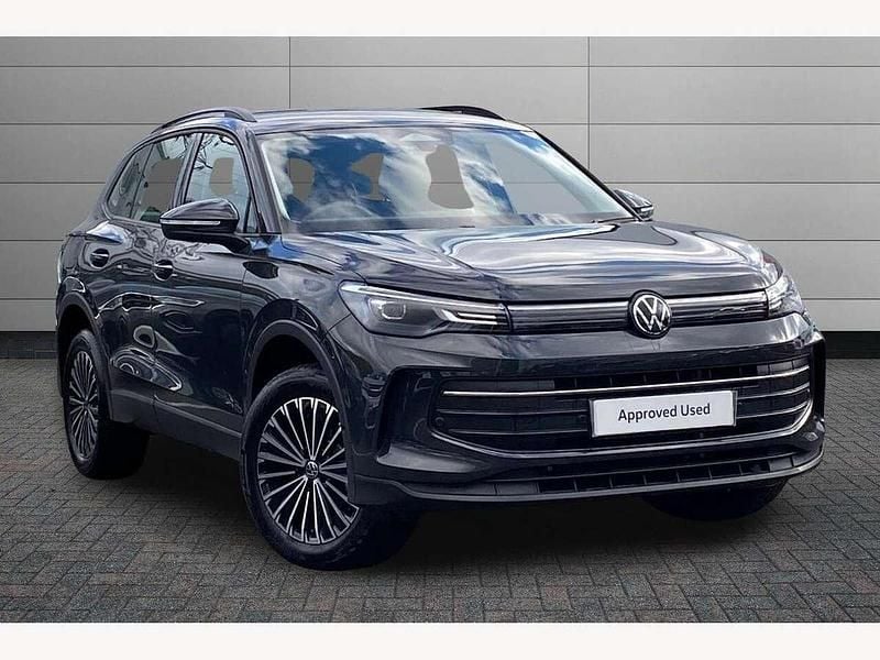 Grey Used 2025 VW Tiguan Life SUV | £30,550 (A bit pricey) - Image 1/3