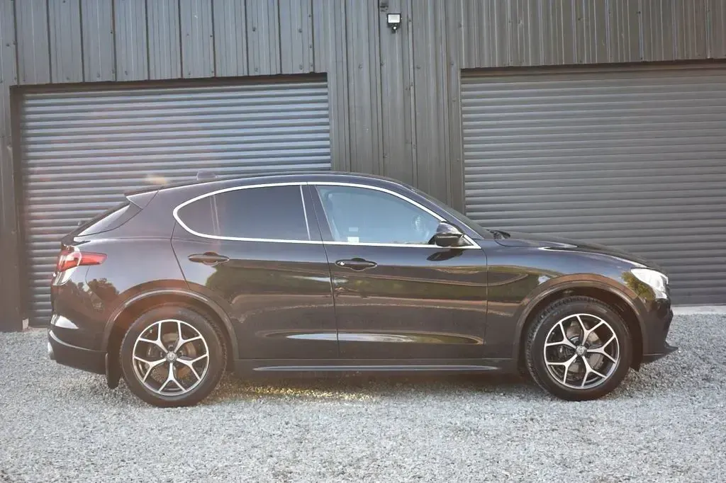 Used Alfa Romeo Stelvio Lusso 2021 Black SUV