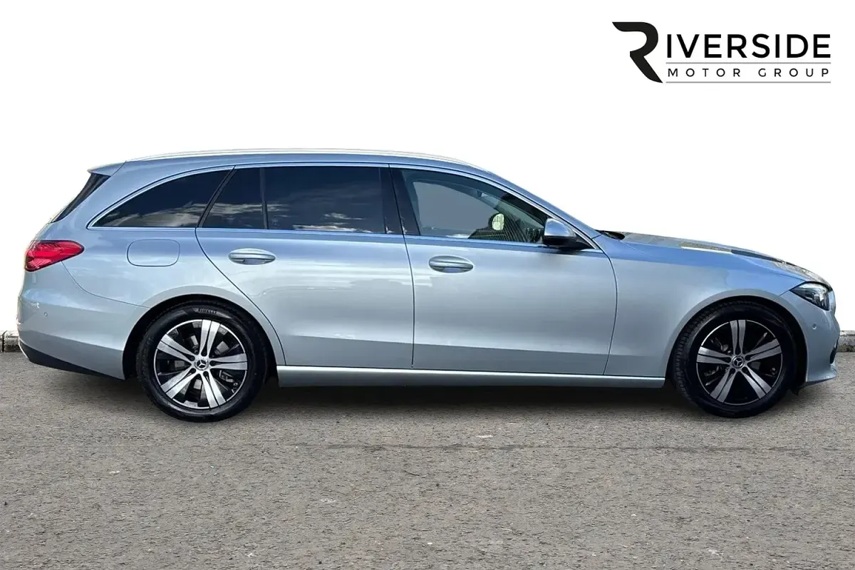 Used Mercedes C200 204 HP (150 kW) 2023 Silver Estate