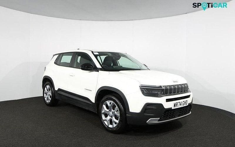 Used Jeep Avenger Altitude 101 HP (74 kW) 2024 White SUV