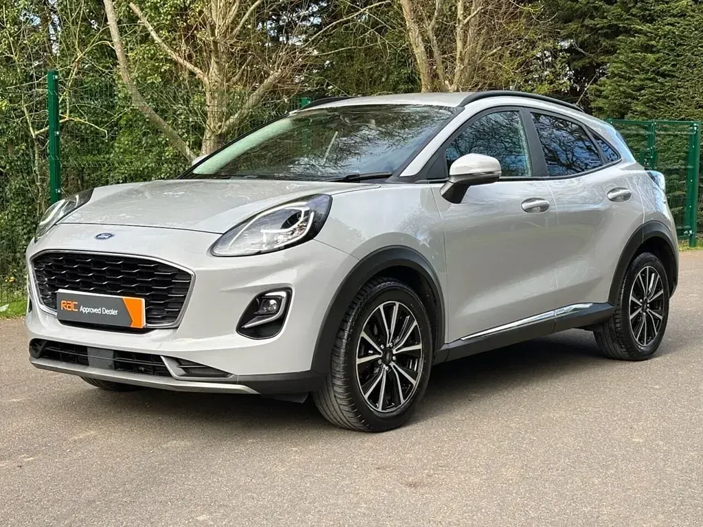 Begagnad Ford Puma Titanium 125 HK (91 kW) 2020 Grå SUV