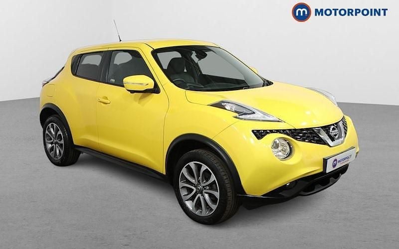 Yellow Used 2015 Nissan Juke Tekna SUV | £8,849 (Fair price) - Image 1/4