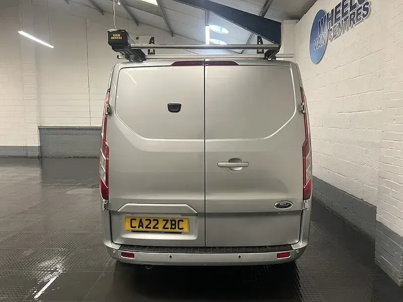 Used Ford Transit Custom Limited 130 HP (95 kW) 2022 Silver Van