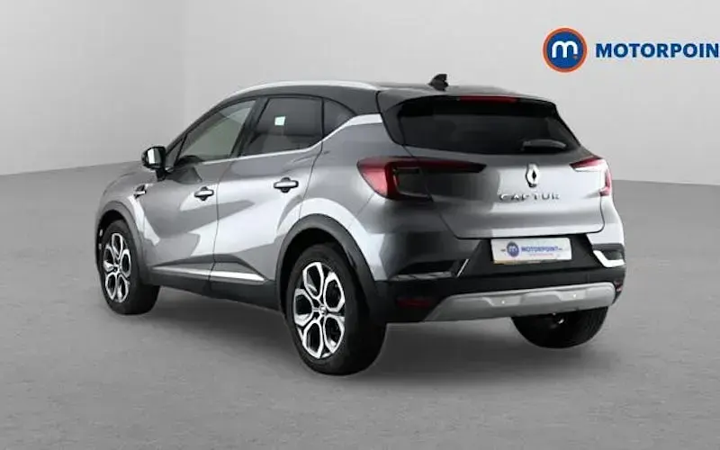 Used Renault Captur Techno 91 HP (66 kW) 2023 Grey/black SUV