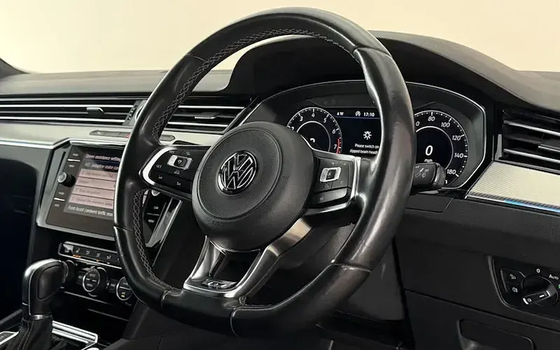 Used VW Arteon R-line 190 HP (139 kW) 2020 Hatchback