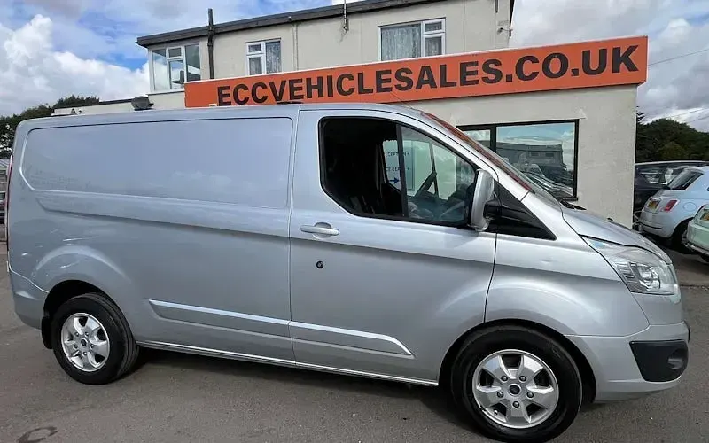 Used Ford Transit Custom Limited 170 HP (125 kW) 2016 Van