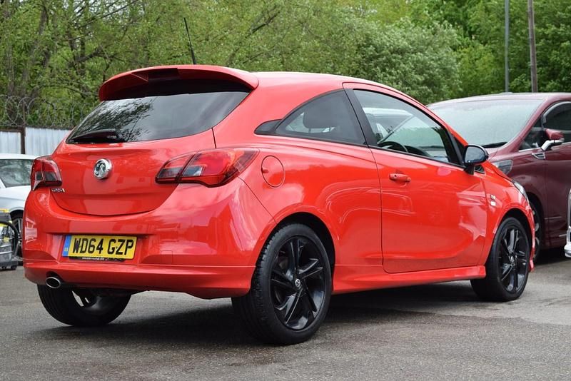 Second-hand Vauxhall Corsa Edition 2015 Roșu Hatchback