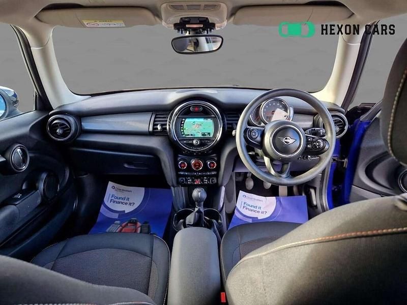 Used Mini Cooper Classic 136 HP (100 kW) 2020 Blue Hatchback