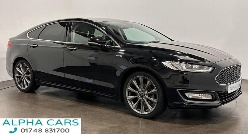 Black Used 2018 Ford Mondeo Vignale Hatchback | £12,495 (Fair price) - Image 1/4
