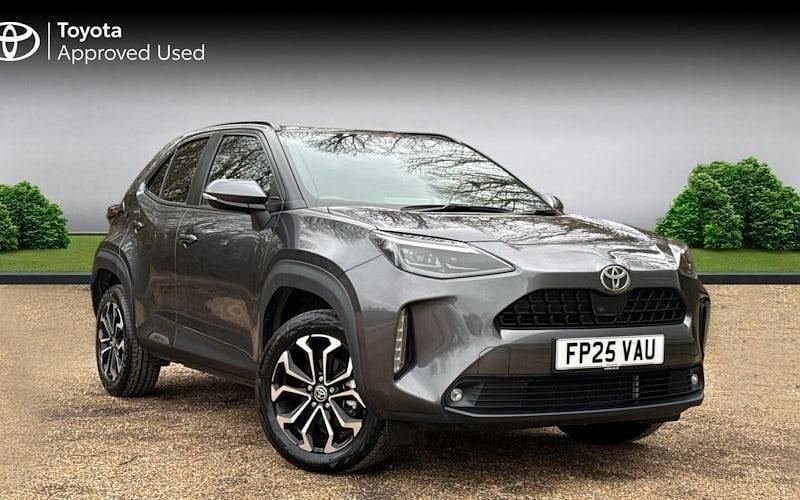 Used Toyota Yaris Hybrid Design 116 HP (85 kW) 2026 Estate