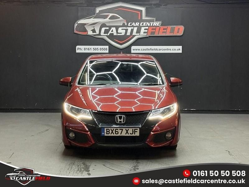 Used Honda Civic Sport 120 HP (88 kW) 2017 Red Hatchback