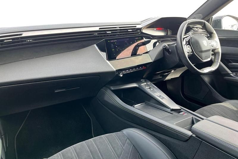 Used Peugeot 308 SW GT 129 HP (94 kW) 2022 Blue Estate