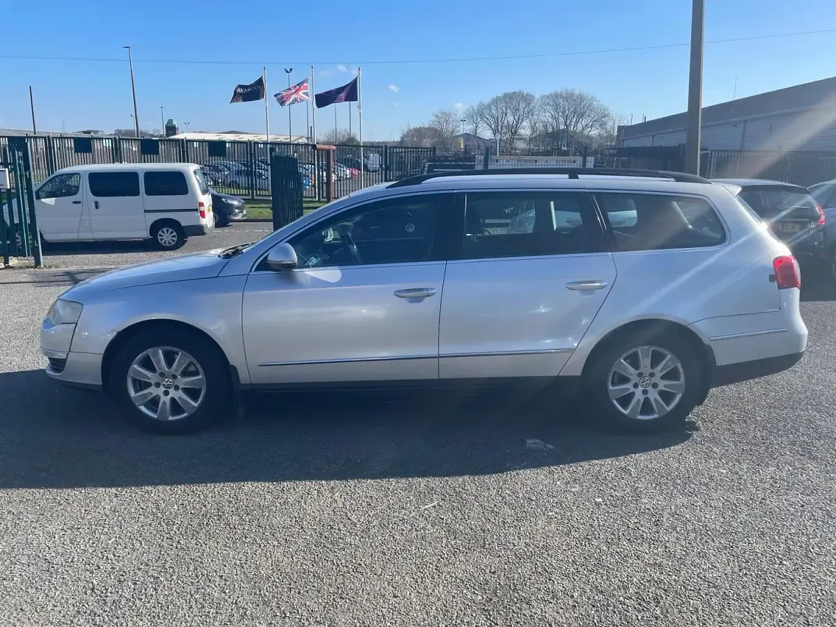 Used VW Passat SE 140 HP (102 kW) 2006 Silver Estate