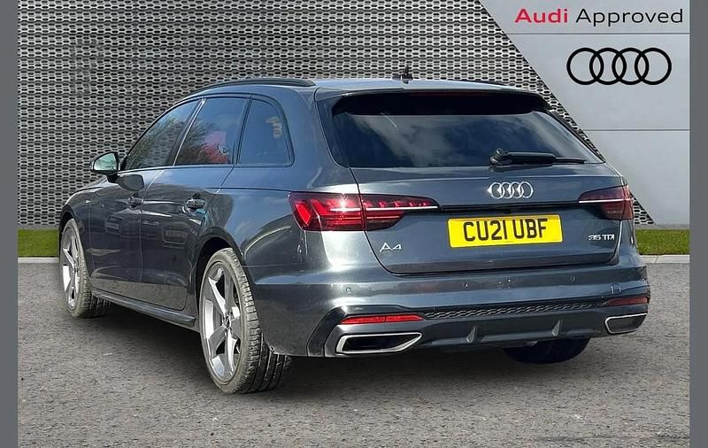 Used Audi A4 Black Edition 161 HP (118 kW) 2021 Daytona gray pearlescent Estate