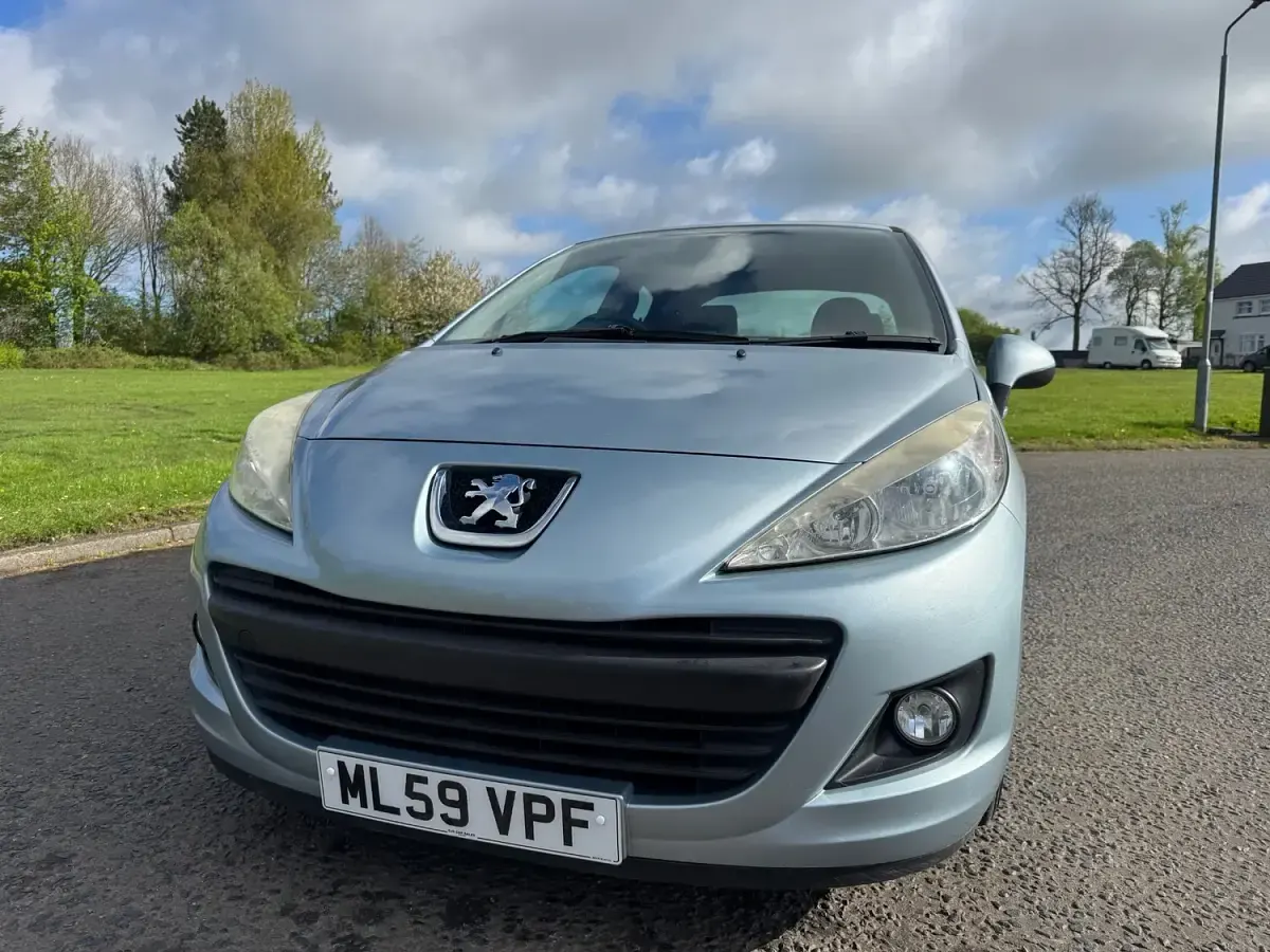 Used Peugeot 207 2009 Blue Hatchback