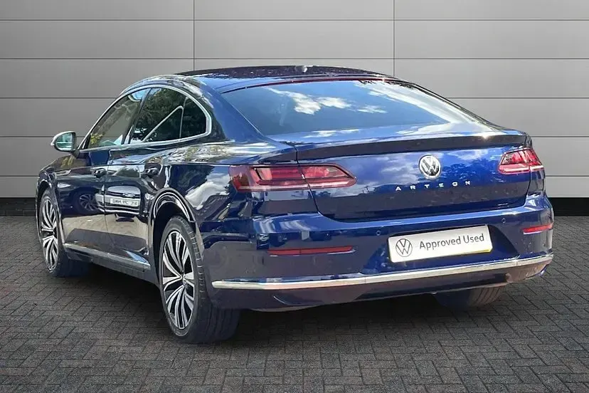 Used VW Arteon Elegance 150 HP (110 kW) 2019 Atlantic blue Hatchback
