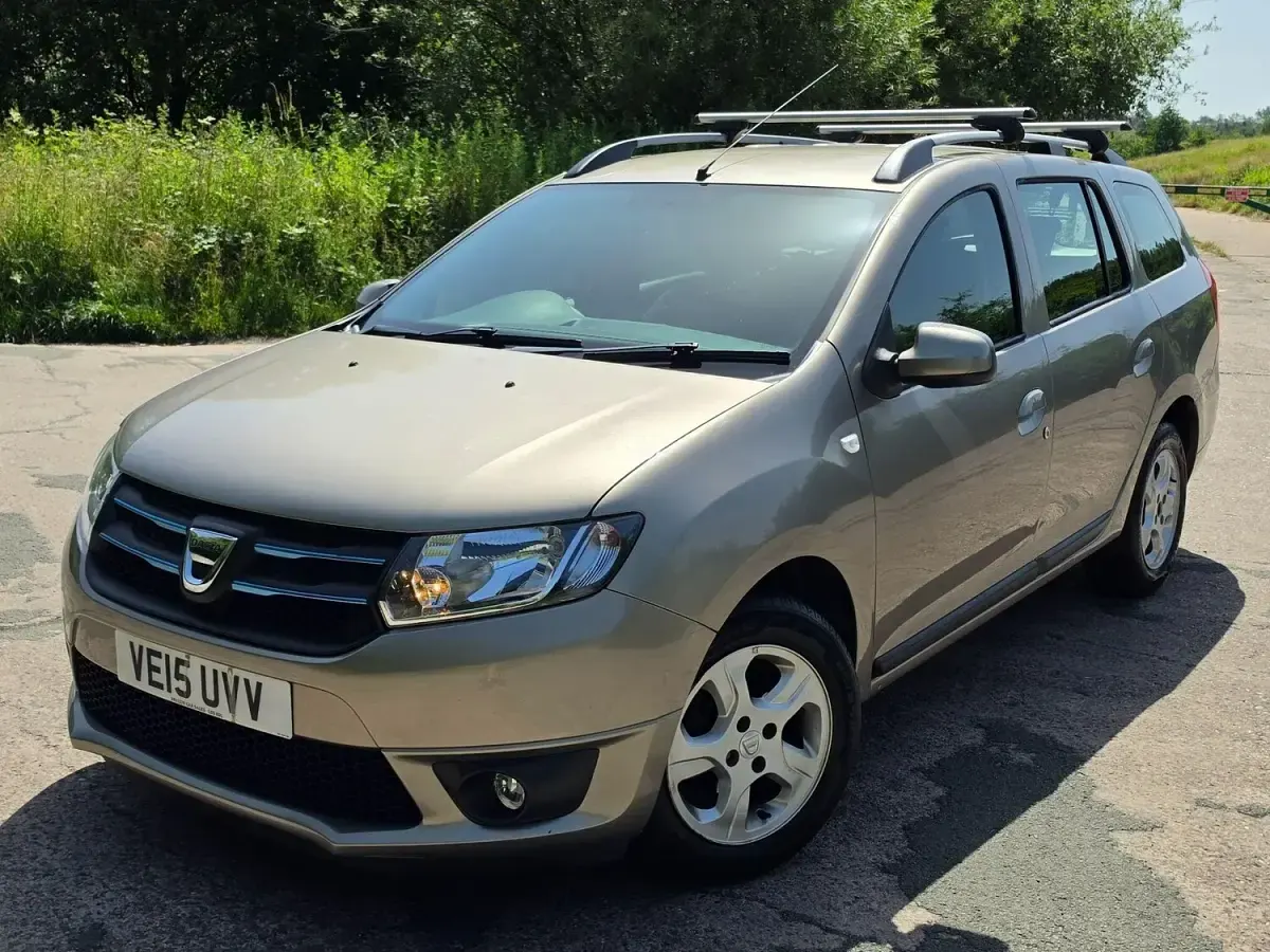 Used Dacia Logan MCV Lauréate 2015 Beige Estate