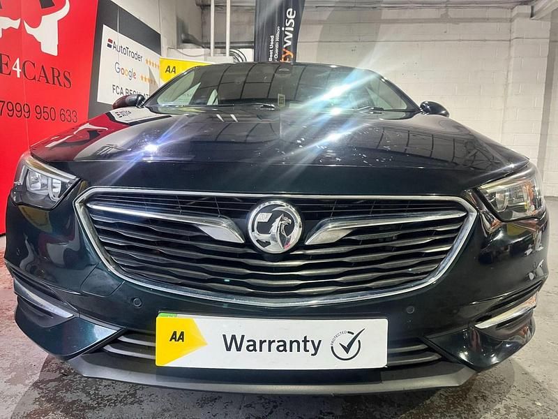 Used Vauxhall Insignia Sport 2017 Green Hatchback