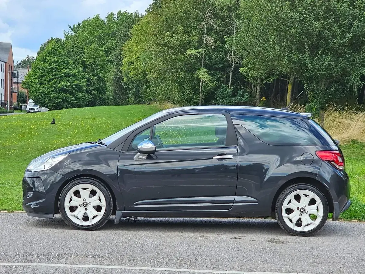 Used Citroën DS3 2010 Black Hatchback
