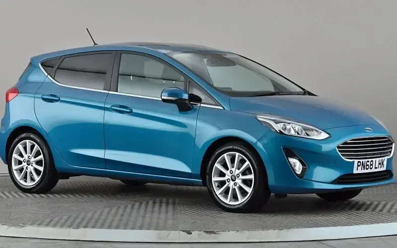 Begagnad Ford Fiesta Titanium 101 HK (74 kW) 2021 Halvkombi
