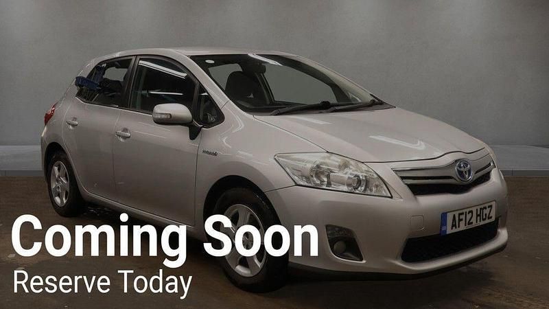 Silver Used 2012 Toyota Auris Hybrid T4 Hatchback | £6,295 (Fair price) - Image 1/4