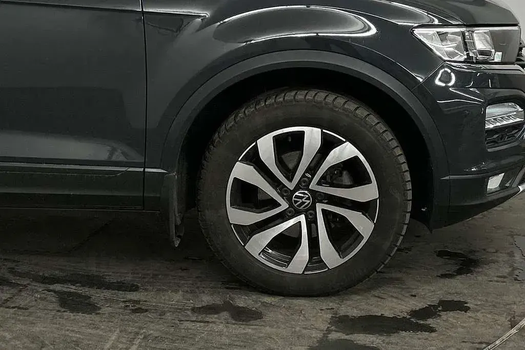 Used VW T-Roc Active 150 HP (110 kW) 2022 Grey SUV