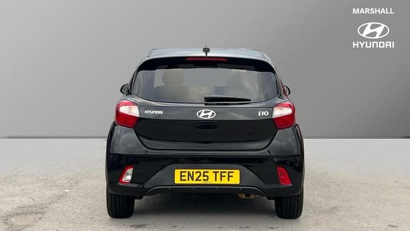 Used Hyundai i10 Premium 79 HP (58 kW) 2025 Black Hatchback