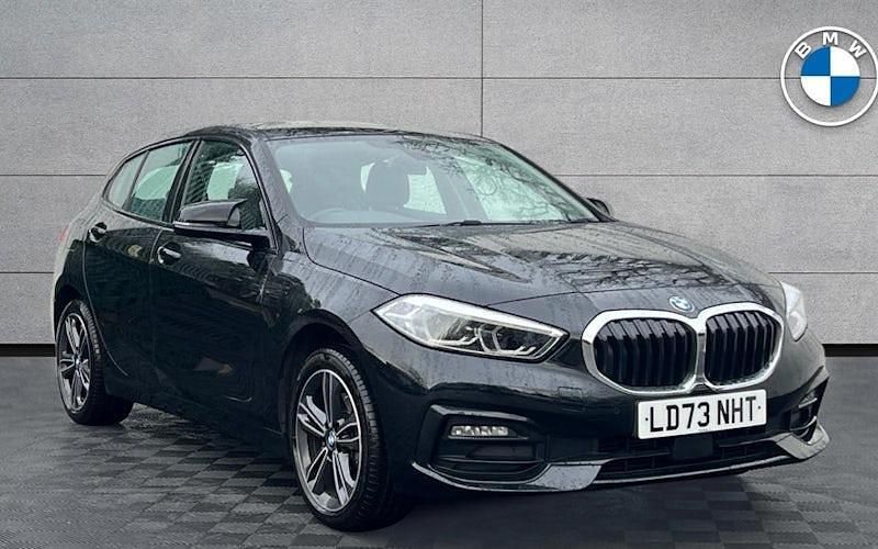 Used BMW 116 Sport Line 116 HP (85 kW) 2023 Black Hatchback