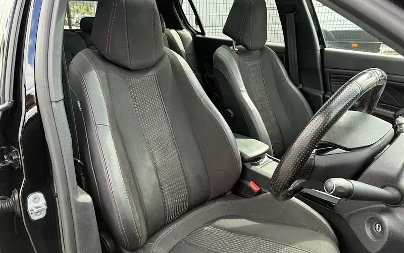 Gebraucht Peugeot 308 GT-line 131 PS (96 kW) 2020 Kleinwagen