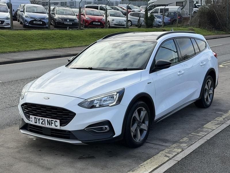 Used Ford Focus Active 125 HP (91 kW) 2021 White Estate