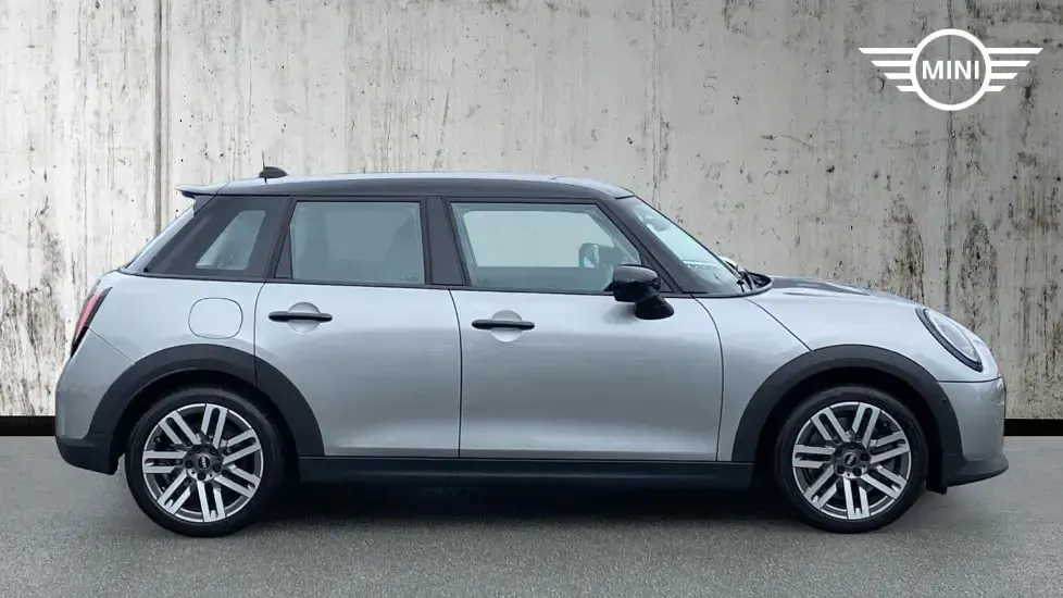 Used Mini Cooper S Hatch 201 HP (147 kW) 2024 Silver Hatchback