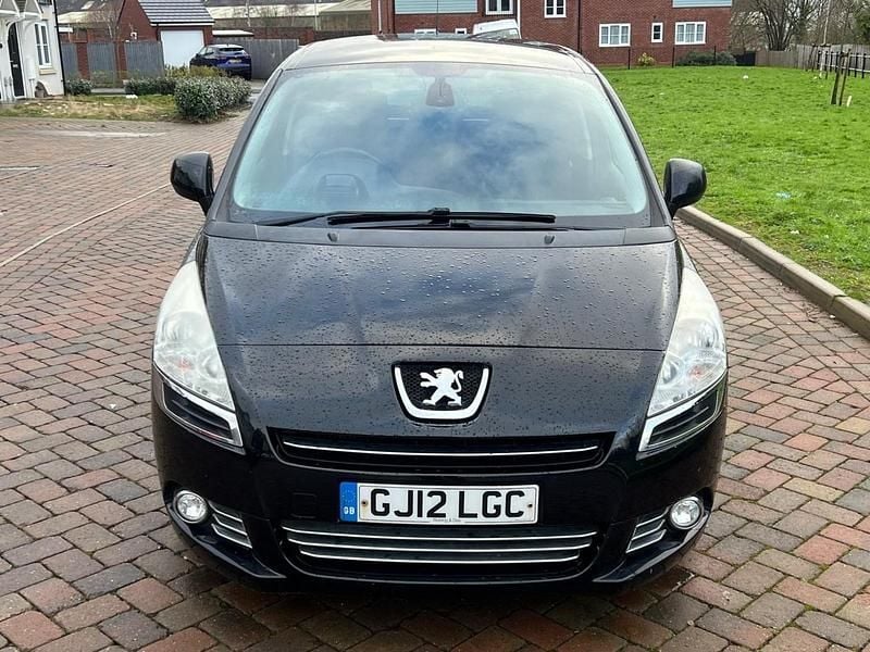 Used Peugeot 5008 Family 112 HP (82 kW) 2012 Black MPV