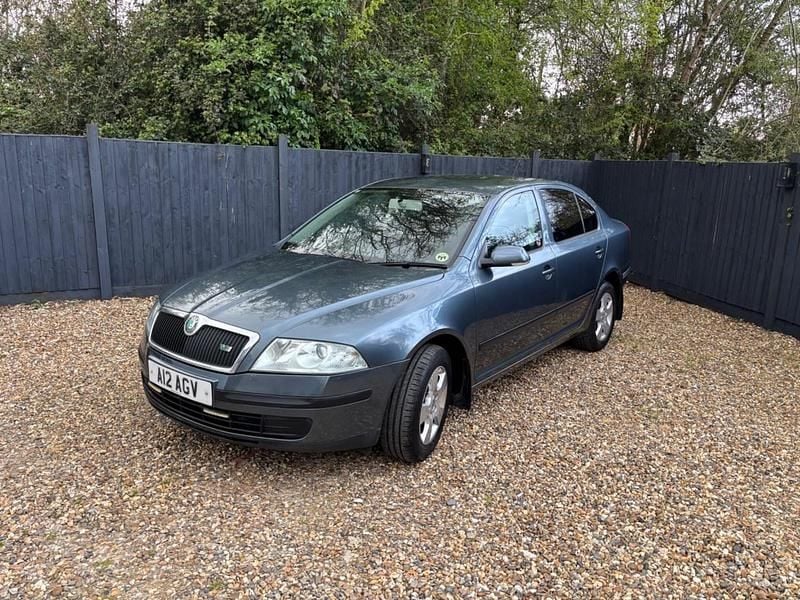 Used Skoda Octavia Ambiente 105 HP (77 kW) 2006 Grey Hatchback