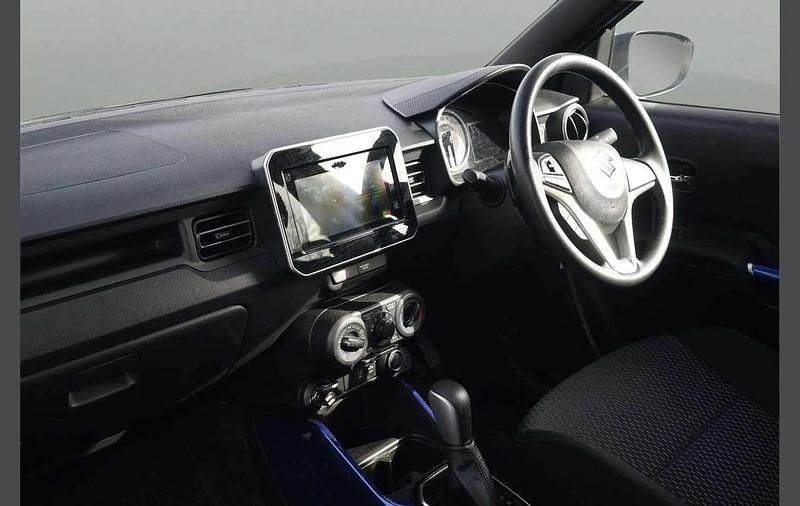 Used Suzuki Ignis SZ-T 81 HP (59 kW) 2023 White SUV