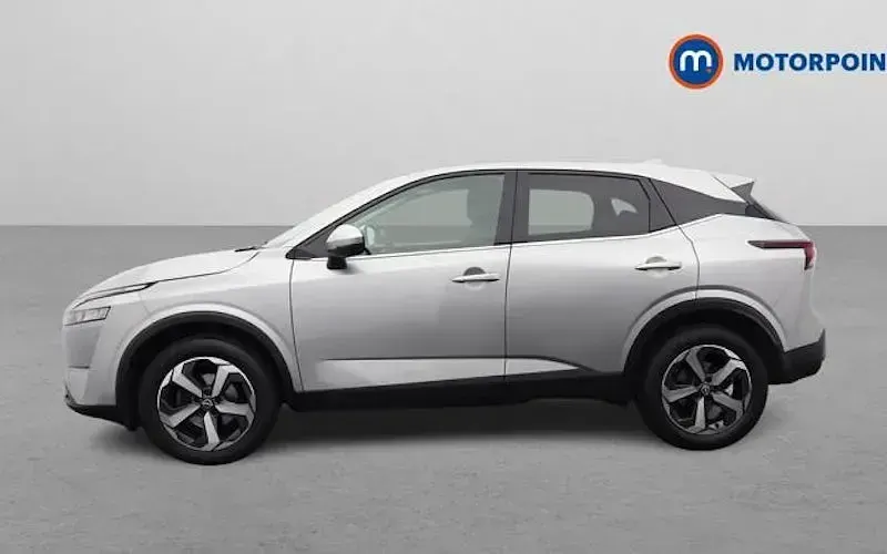 Used Nissan Qashqai N-Connecta 158 HP (116 kW) 2023 Silver SUV